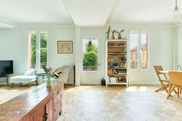 Maison de caractère rénovée avec vue sur Paris et la Tour Eiffel