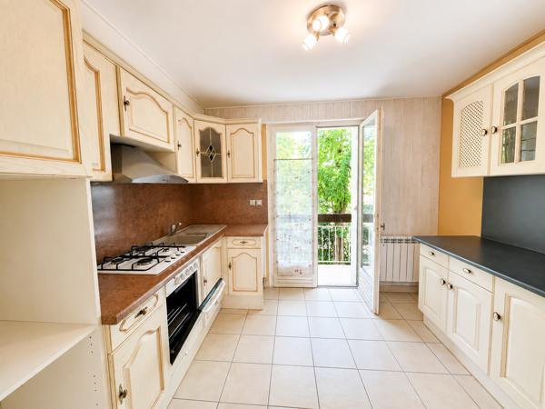 Grand appartement 78m2 au calme avec garage et cave - Montauban (82000)