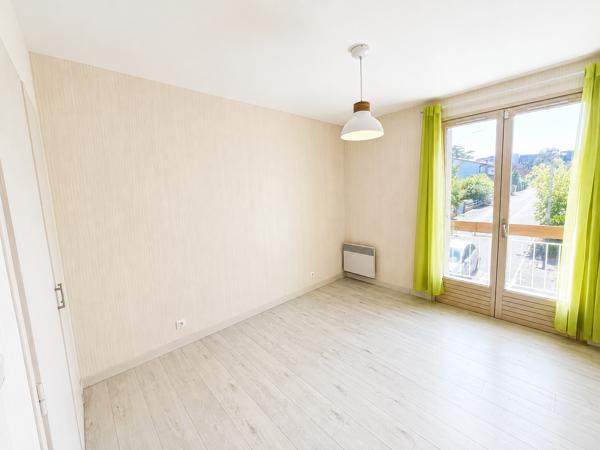 Grand appartement 78m2 au calme avec garage et cave - Montauban (82000)