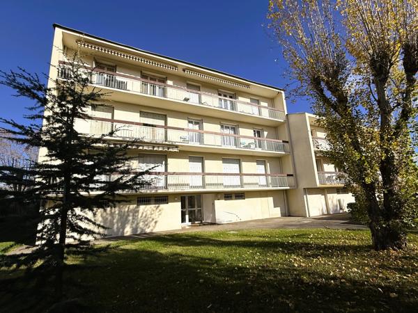 Grand appartement 78m2 au calme avec garage et cave - Montauban (82000)