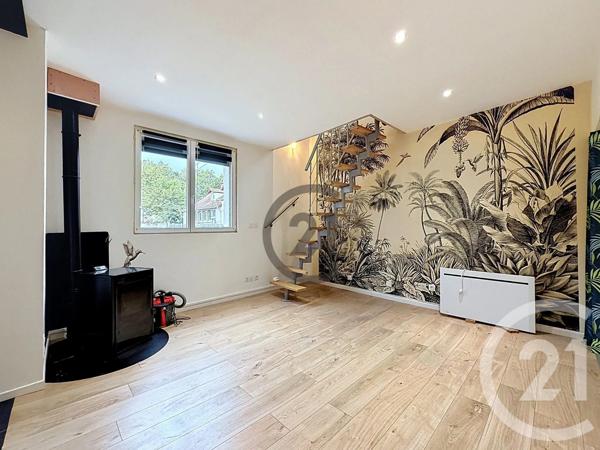 Maison à vendre  2 pièces - 44 m 2   TROYES  - 10