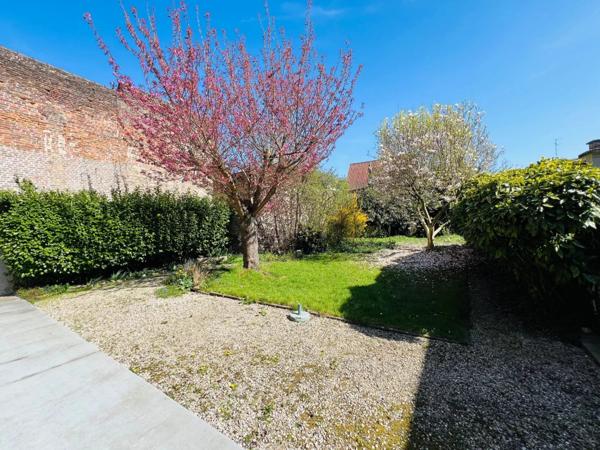 Vente Maison 8 pièces 207 m2 à Saint-Amand-les-Eaux