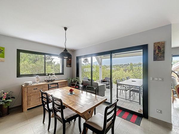 Maison récente Aix-Les-Bains 6 pièces 153 m² avec dépendance et SPA - Secteur recherché