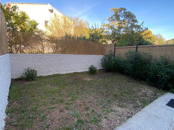 Jolie Maison mitoyenne T6 de 110m2 fraîchement rénovée