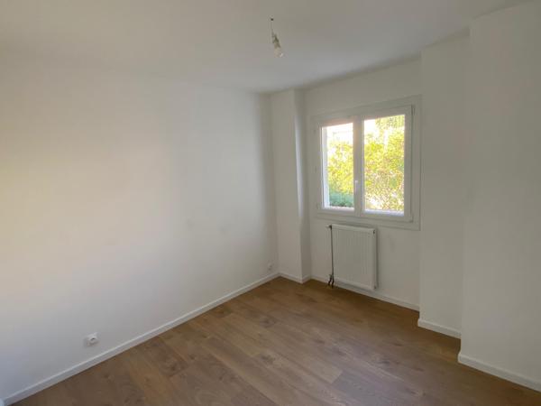 Jolie Maison mitoyenne T6 de 110m2 fraîchement rénovée