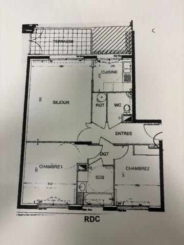 ISSY LES MOULINEAUX - Appartement 3 pièces traversant en rez-de-jardin