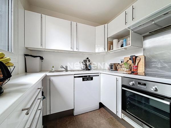 ISSY LES MOULINEAUX - Appartement 3 pièces traversant en rez-de-jardin