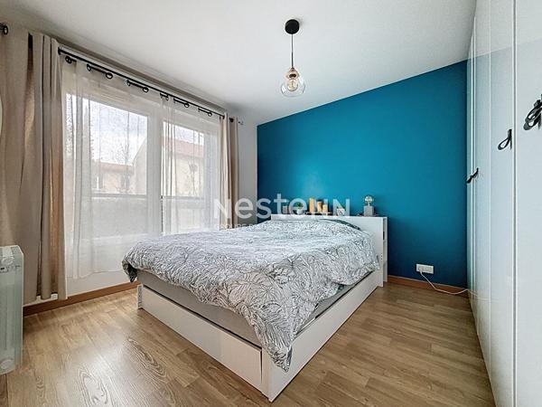 ISSY LES MOULINEAUX - Appartement 3 pièces traversant en rez-de-jardin