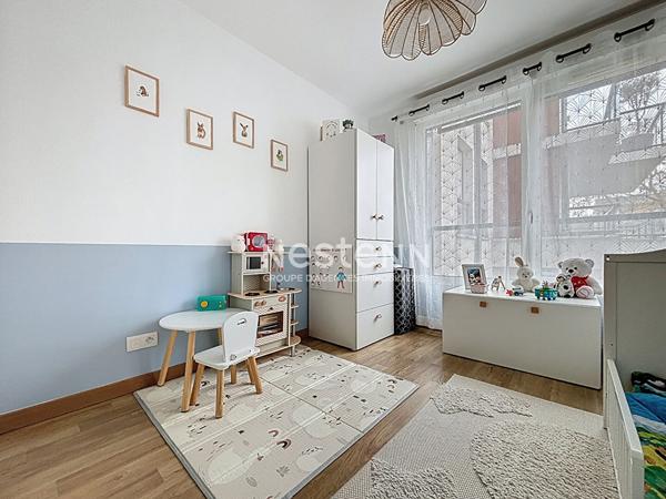 ISSY LES MOULINEAUX - Appartement 3 pièces traversant en rez-de-jardin