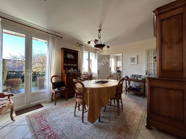 Maison Pontoise 7 pièces - 5 chambres de 152 m2 secteur SAINT JEAN