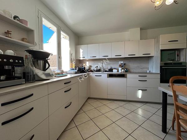 Maison Pontoise 7 pièces - 5 chambres de 152 m2 secteur SAINT JEAN