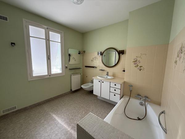 maison de bourg avec chambre en plain pied