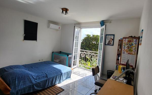 Maison à vendre    4 pièces • 125 m2 Le Robert