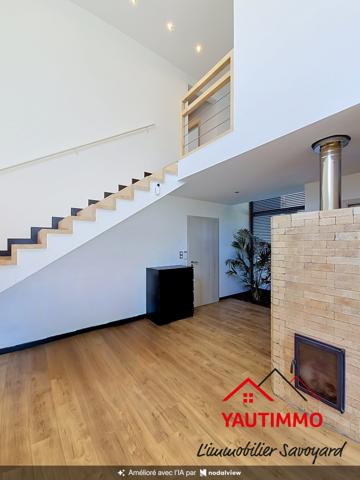 MAISON RÉCENTE 2022 – CONTEMPORAINE – 130 M² – 4 CHAMBRES + BUREAU – TERRAIN 780 M² – GARAGE DOUBLE 62 M² – CR
