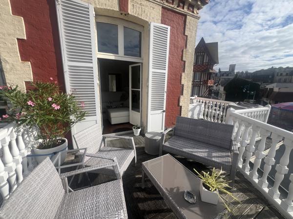 RARE SUR LE MARCHÉ Appartement T2 VUE MER TERRASSE