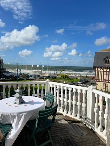 RARE SUR LE MARCHÉ Appartement T2 VUE MER TERRASSE