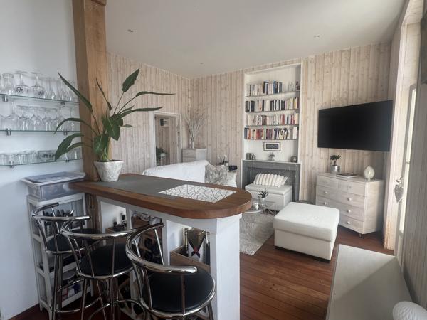 RARE SUR LE MARCHÉ Appartement T2 VUE MER TERRASSE