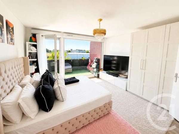 Appartement Studio à vendre  1 pièce - 37,09 m 2   LA PLAINE ST DENIS  - 93
