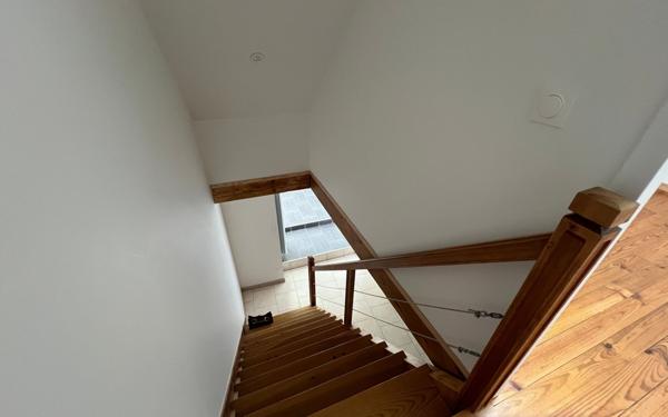 Maison à vendre    3 pièces • 85,71 m2 Saint-Jean-d'Angély