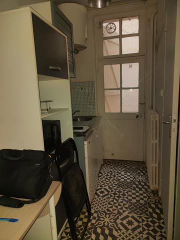 86000 POITIERS Avis aux investisseurs -Studio 16.23m² Poitiers centre-ville historique.