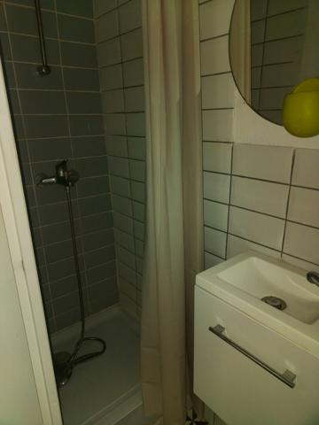 86000 POITIERS Avis aux investisseurs -Studio 16.23m² Poitiers centre-ville historique.