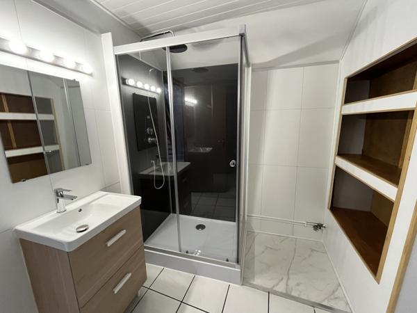 Appartement à louer |                                        Château-Renault |                                        1 pièce  | 33 m²