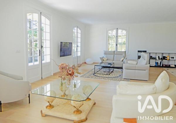 Maison à vendre 13 pièces 361 m² Blois
