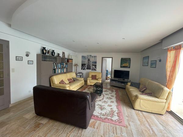 Maison Saint Vincent Sur Jard 9 pièce(s) 204 m2