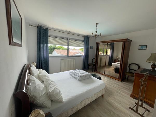 Maison Saint Vincent Sur Jard 9 pièce(s) 204 m2