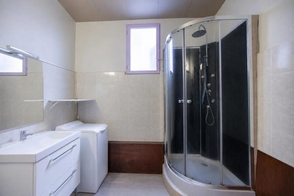 À vendre Appartement T2bis de 72m² à MARSEILLE 1ER ARRONDISSEMENT