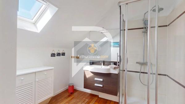 Vente                                                      Maison
                        
                     9 pièces                      190 m2                     à Noisy-le-Roi