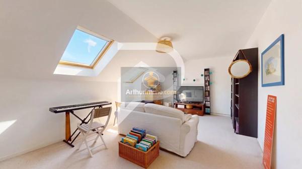 Vente                                                      Maison
                        
                     9 pièces                      190 m2                     à Noisy-le-Roi