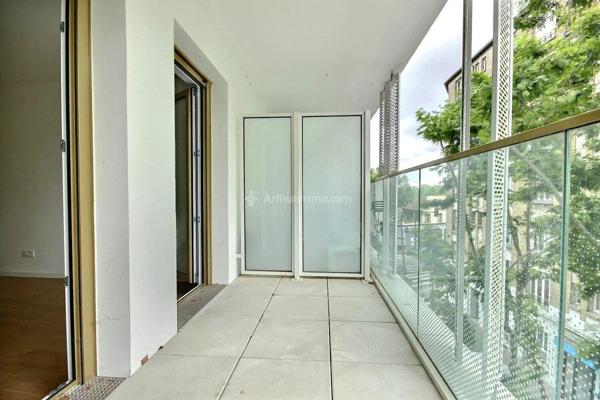 Vente                                                      Appartement
                        
                     1 pièces                      29 m2                     à Asnières-sur-Seine