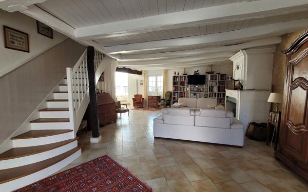 Maison à vendre    5 pièces •  Le Bois-Plage-en-Ré