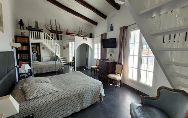 Maison à vendre    5 pièces •  Le Bois-Plage-en-Ré