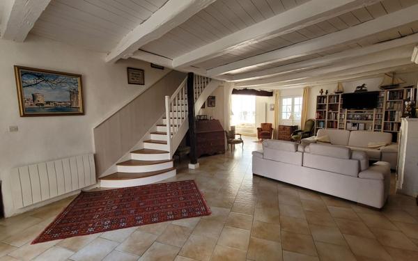 Maison à vendre    5 pièces •  Le Bois-Plage-en-Ré