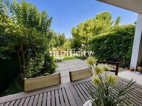 Maison
         4 pièces
        - 77 m² 298 000 € *
