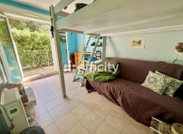 Maison
         4 pièces
        - 77 m² 298 000 € *