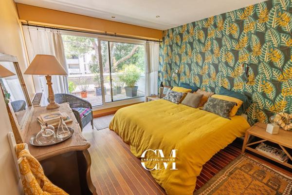 Bordeaux-Caudéran Duplex 98m² jardin, piscine, garage et parking