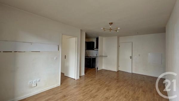 Appartement F4 à vendre  4 pièces - 72,25 m 2   LE BLANC MESNIL  - 93