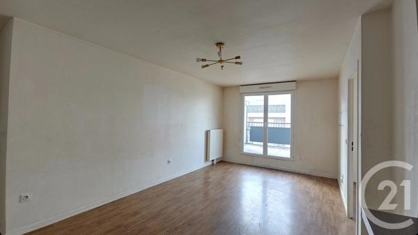 Appartement F4 à vendre  4 pièces - 72,25 m 2   LE BLANC MESNIL  - 93
