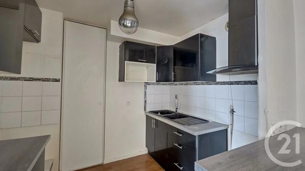 Appartement F4 à vendre  4 pièces - 72,25 m 2   LE BLANC MESNIL  - 93