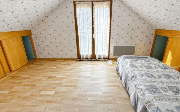 Maison à vendre    6 pièces • 104,85 m2 Olivet