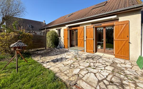 Maison à vendre    6 pièces • 104,85 m2 Olivet