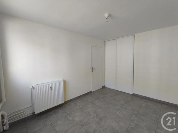Appartement F3 à vendre  3 pièces - 68,25 m 2   ORLEANS  - 45