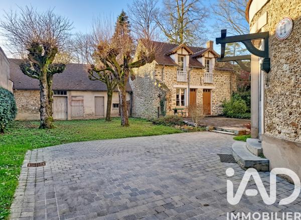 Maison à vendre 11 pièces 220 m² Briis-sous-Forges