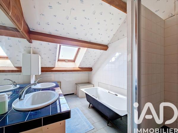 Maison à vendre 11 pièces 220 m² Briis-sous-Forges