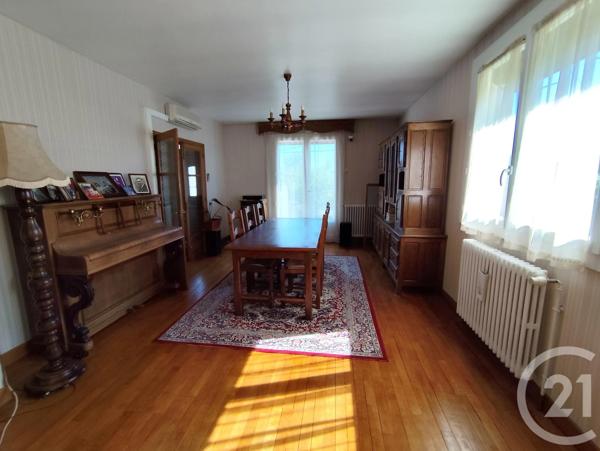 Maison à vendre  5 pièces - 121 m 2   MONTGIVRAY  - 36