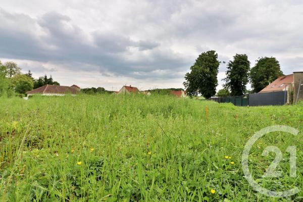 Terrain à vendre  664 m 2   ETRECHY  - 91