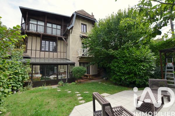 Maison à vendre 8 pièces 197 m² Sannois